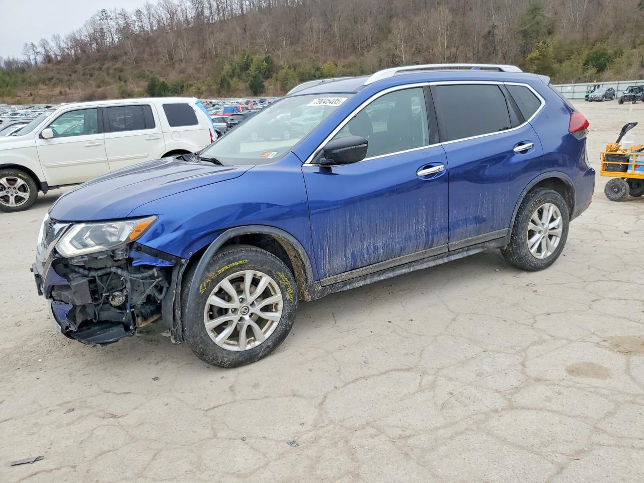 2019 Nissan Rogue Sv - zdjęcie główne