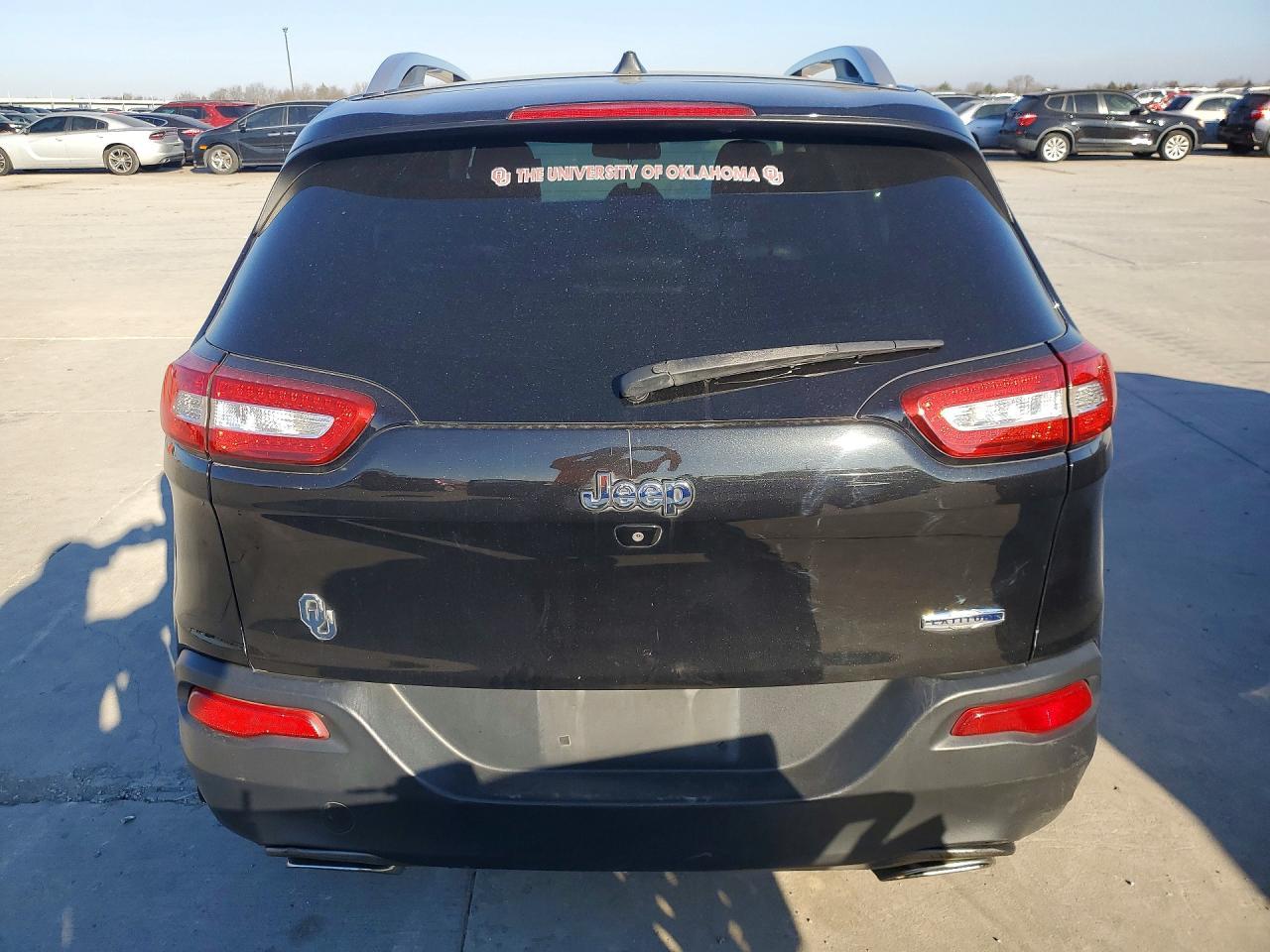 2016 Jeep Cherokee Latitude - zdjęcie 6
