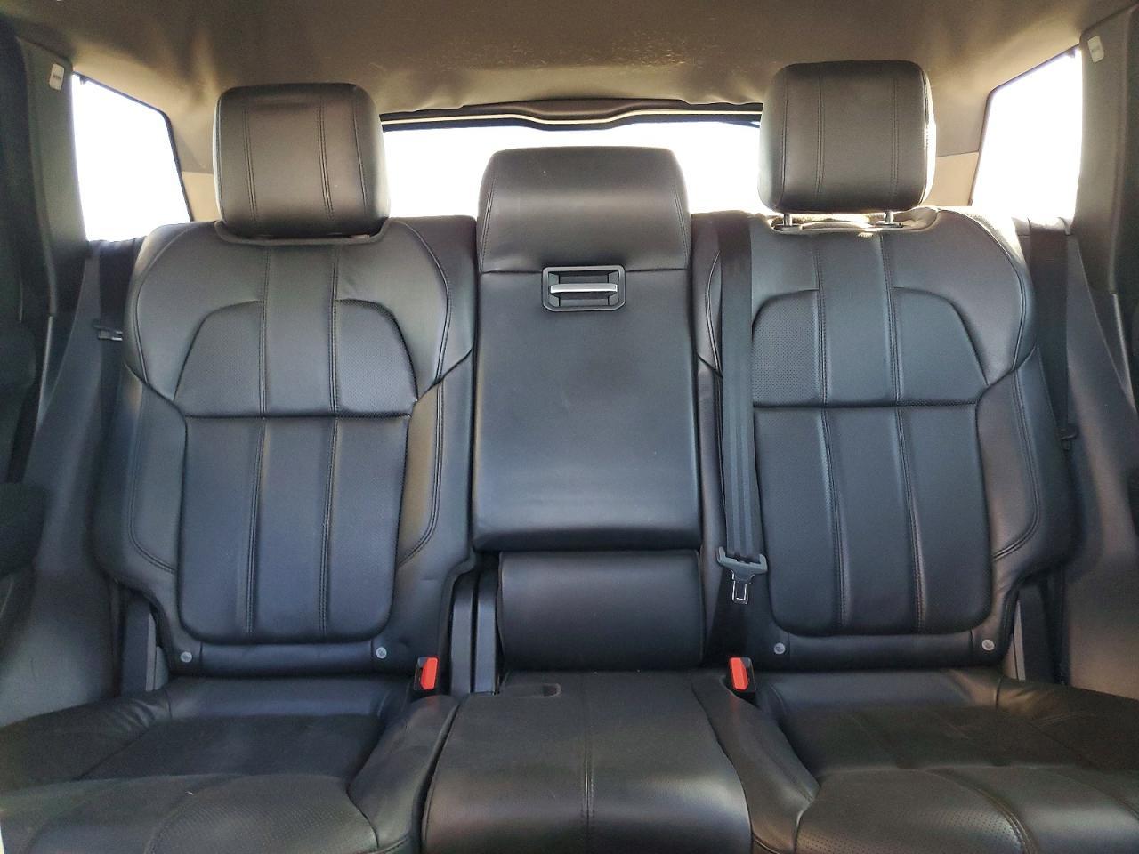 2016 Land Rover Range Rover Sport Se - zdjęcie 10