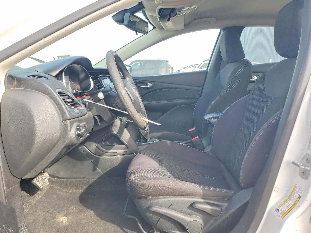 2015 Dodge Dart Sxt - zdjęcie 7