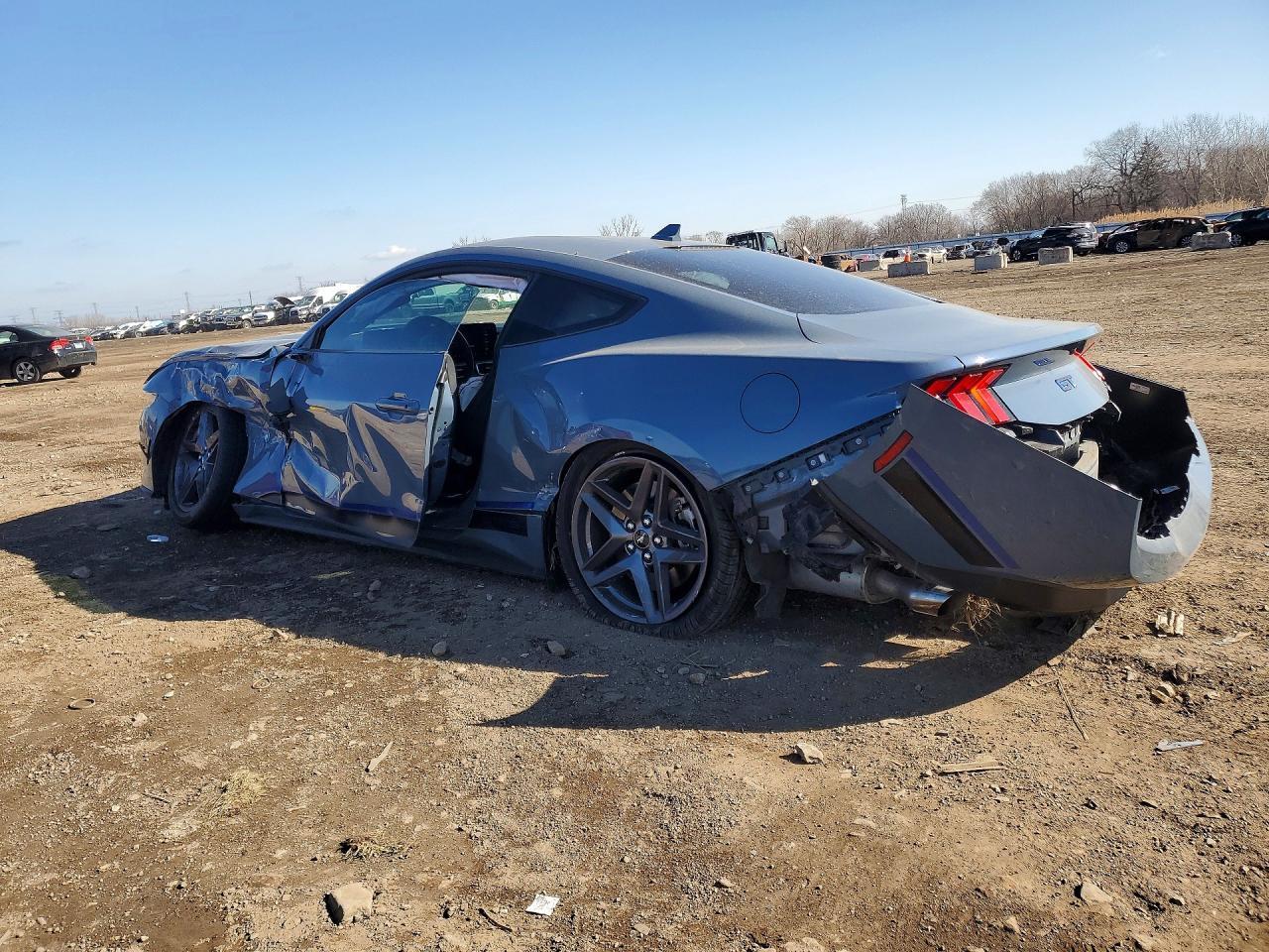 2024 Ford Mustang Gt - zdjęcie 2