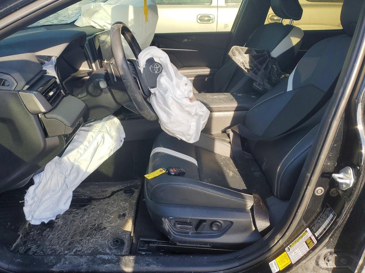 2025 Toyota Camry Xse - zdjęcie 7