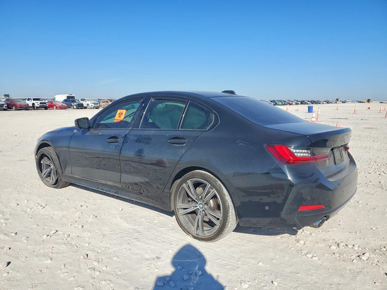 2023 BMW 330I - zdjęcie 2