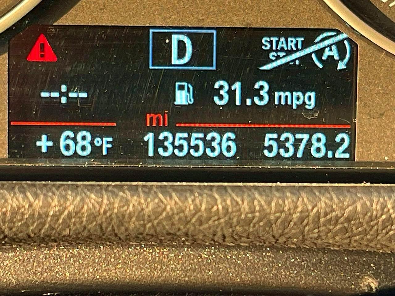 2014 BMW 320 I - zdjęcie 8