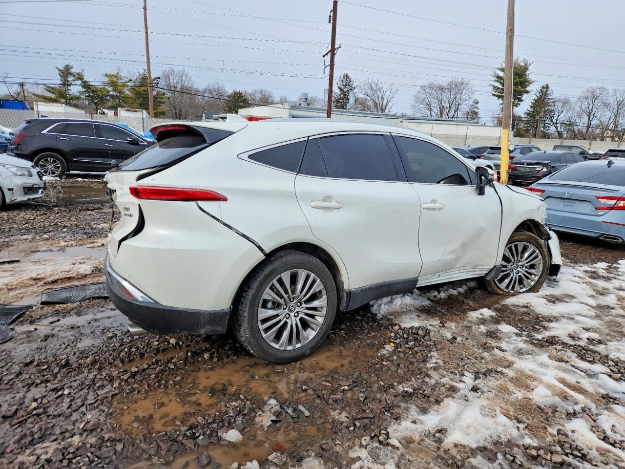 2022 Toyota Venza Xle - zdjęcie 3