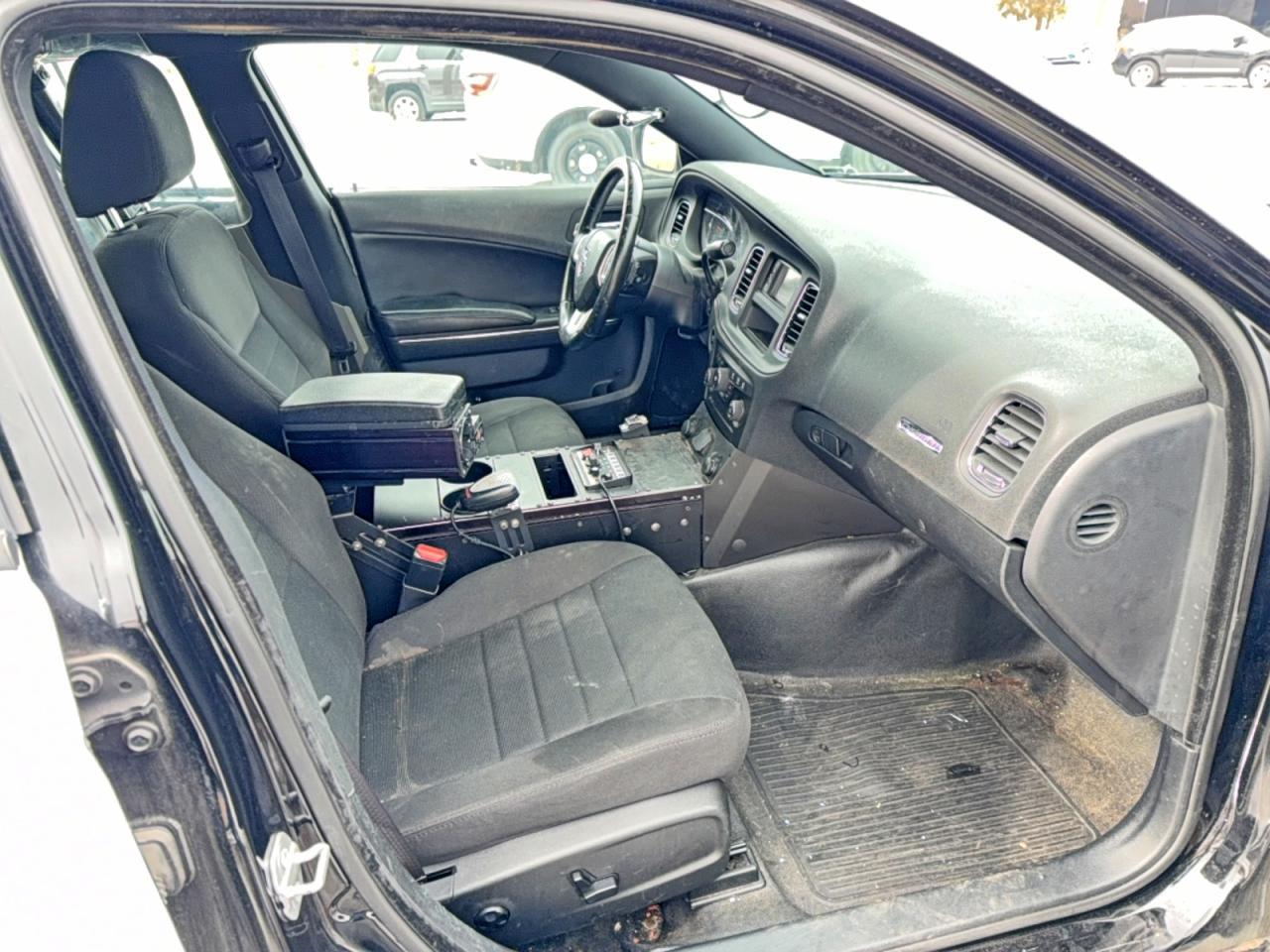 2014 Dodge Charger Police - zdjęcie 5