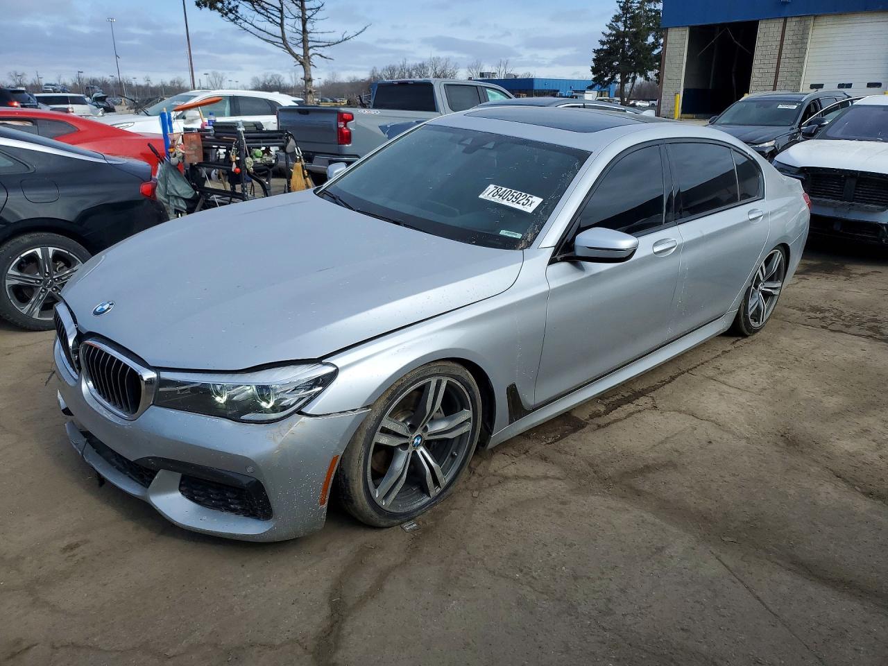 2019 BMW 740 I - zdjęcie główne