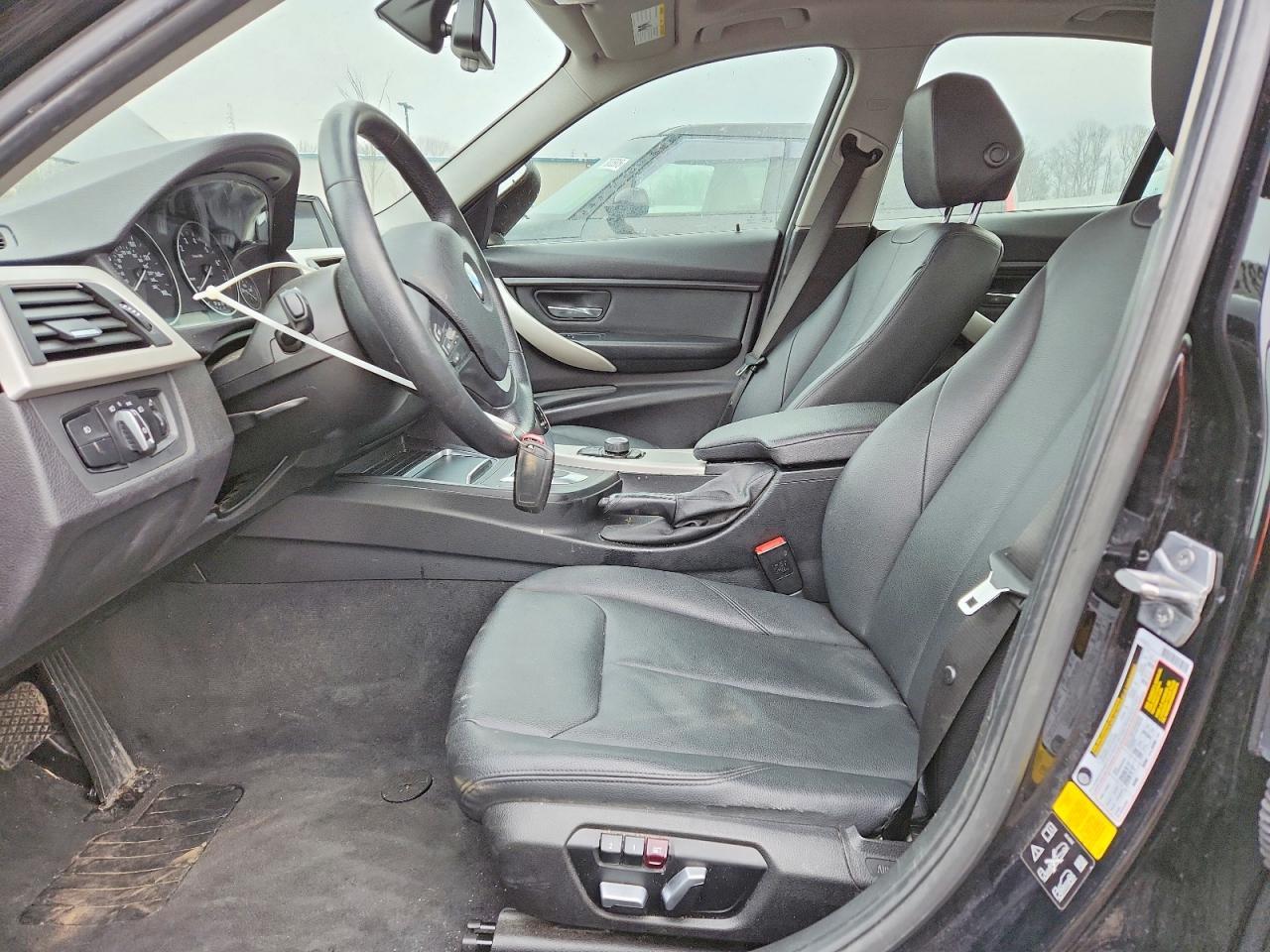 2016 BMW 320 Xi - zdjęcie 7