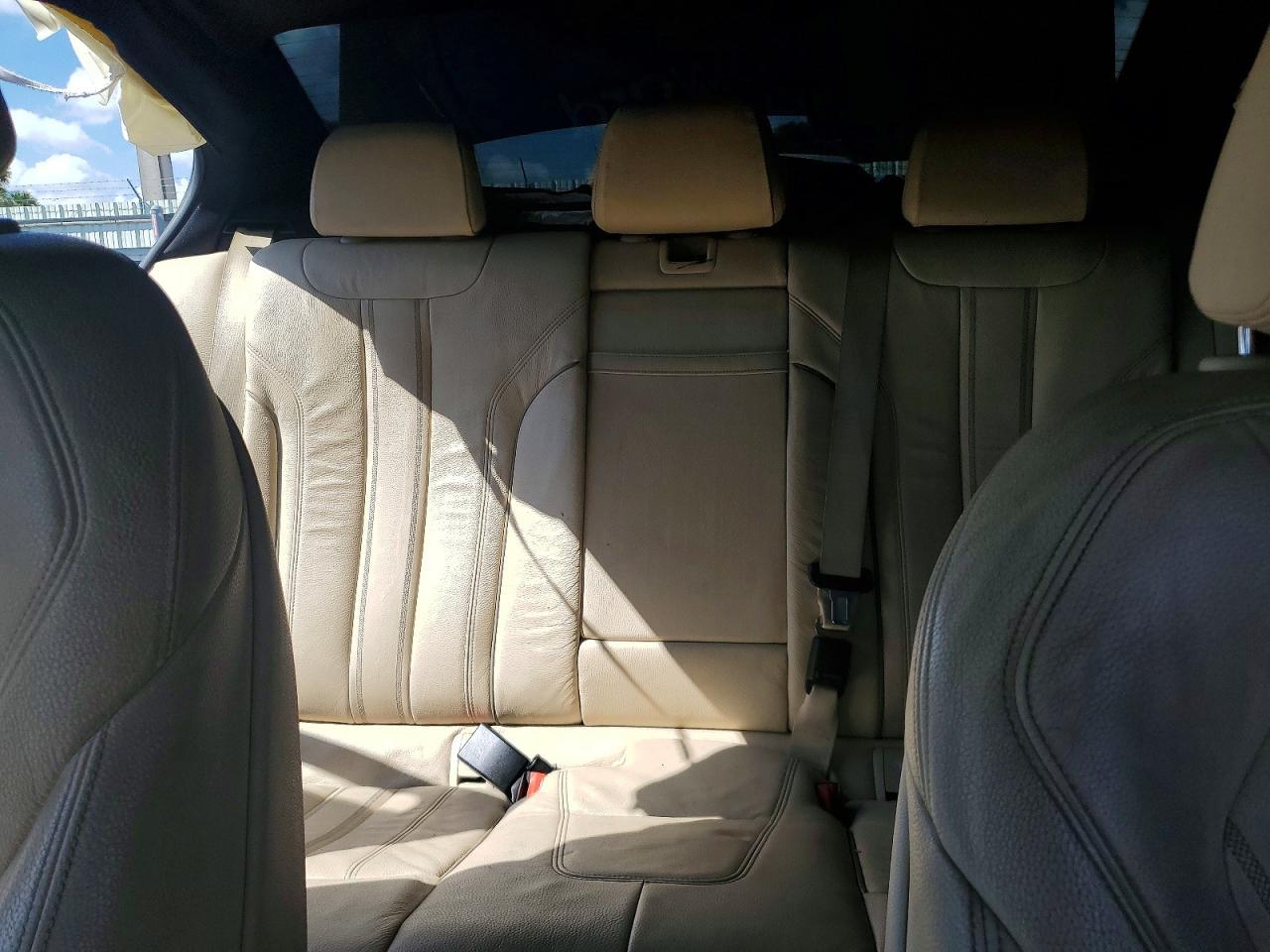 2017 BMW 530 I - zdjęcie 10