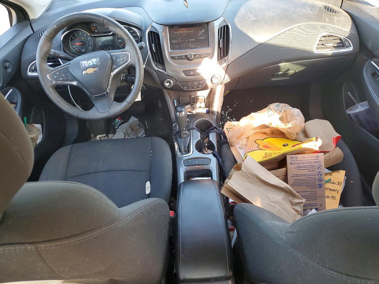 2017 Chevrolet Cruze Lt - zdjęcie 8