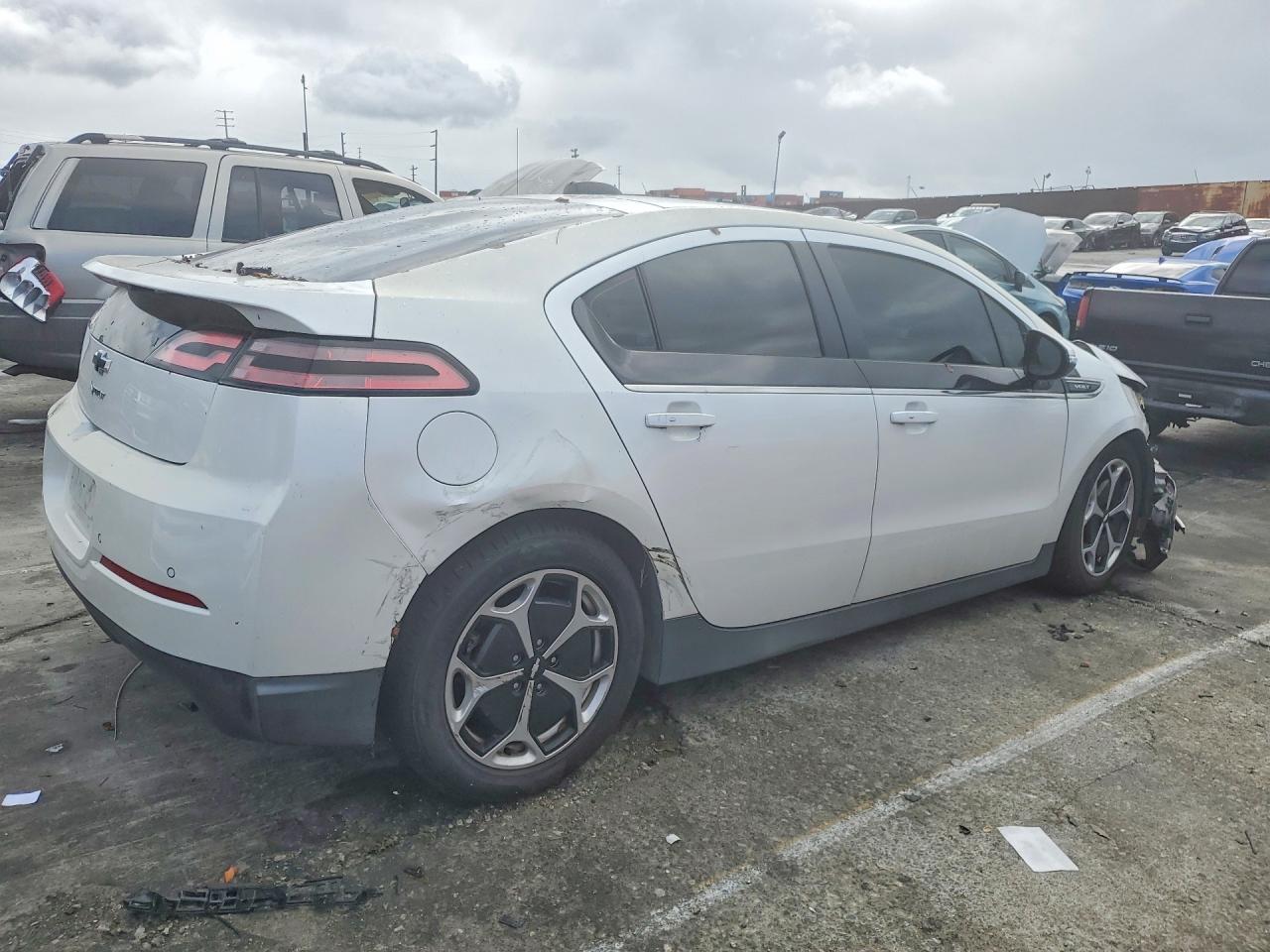 2015 Chevrolet Volt - zdjęcie 3