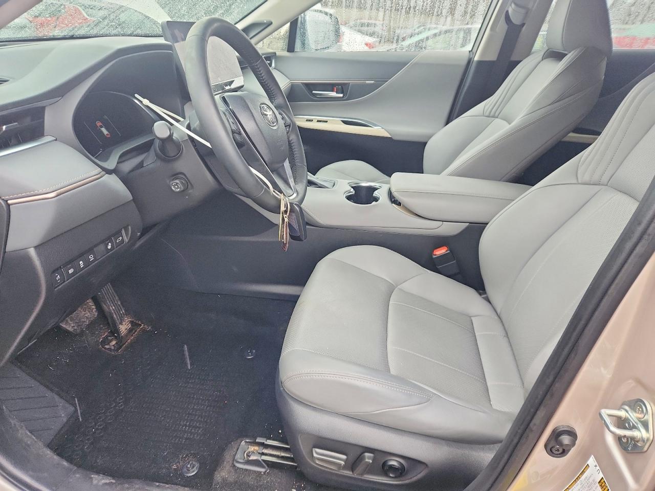 2024 Toyota Venza Limited - zdjęcie 7