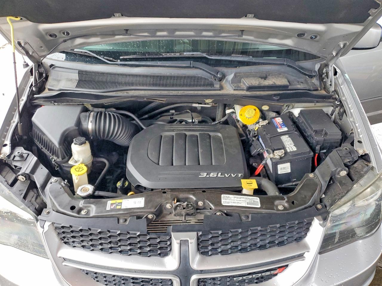 2017 Dodge Grand Caravan Gt - zdjęcie 12