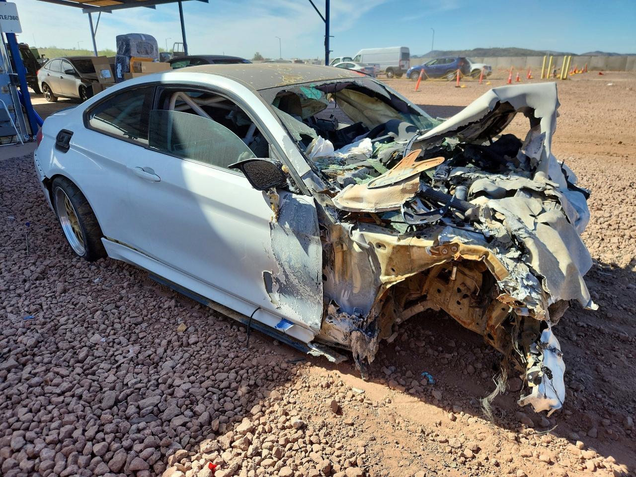 2015 BMW M4 - zdjęcie 4