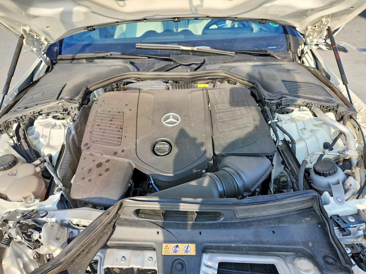 2022 Mercedes-Benz C 300 - zdjęcie 11