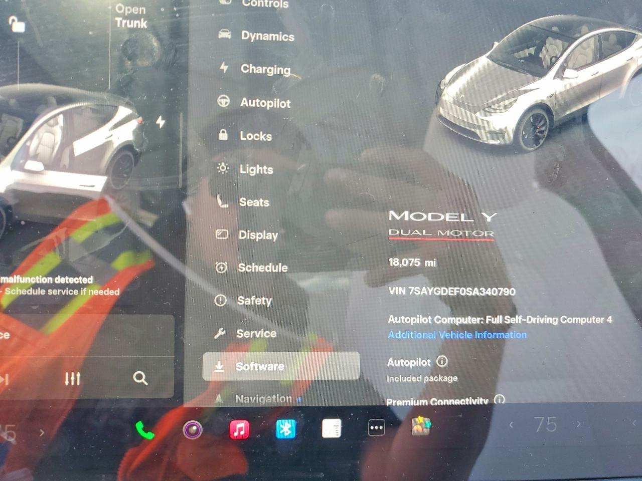 2025 Tesla Model Y - zdjęcie 9