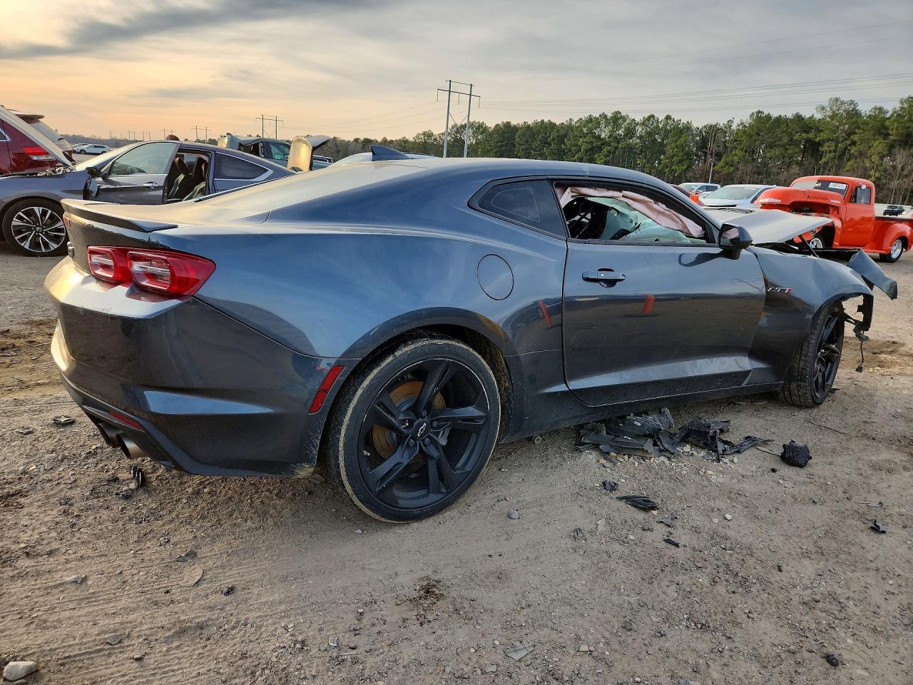 2021 Chevrolet Camaro Lz - zdjęcie 3
