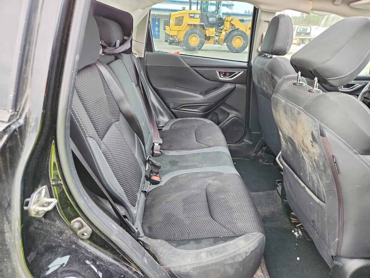 2021 Subaru Forester Premium - zdjęcie 10