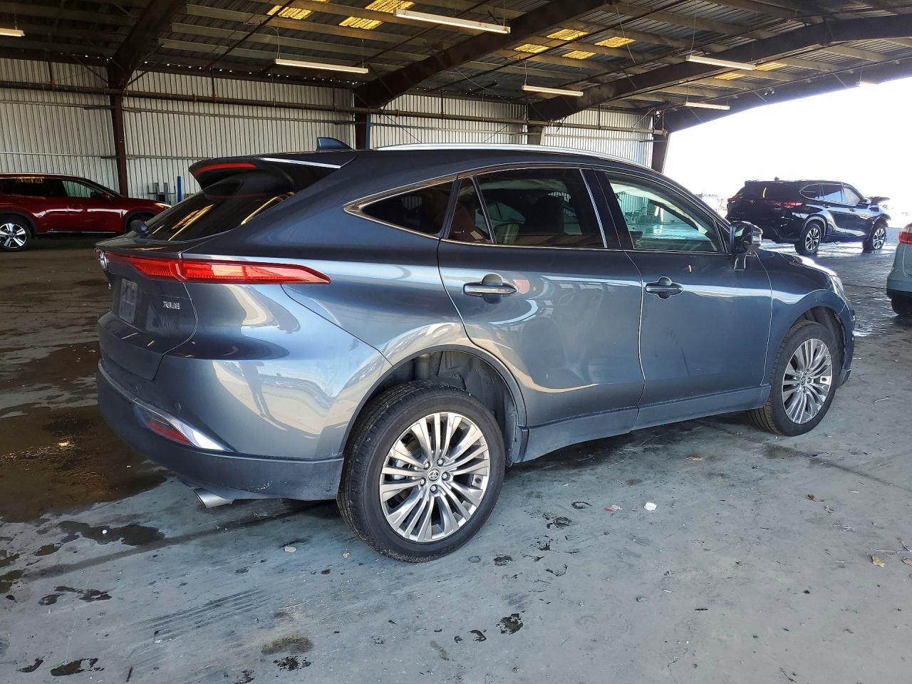 2023 Toyota Venza Xle - zdjęcie 3