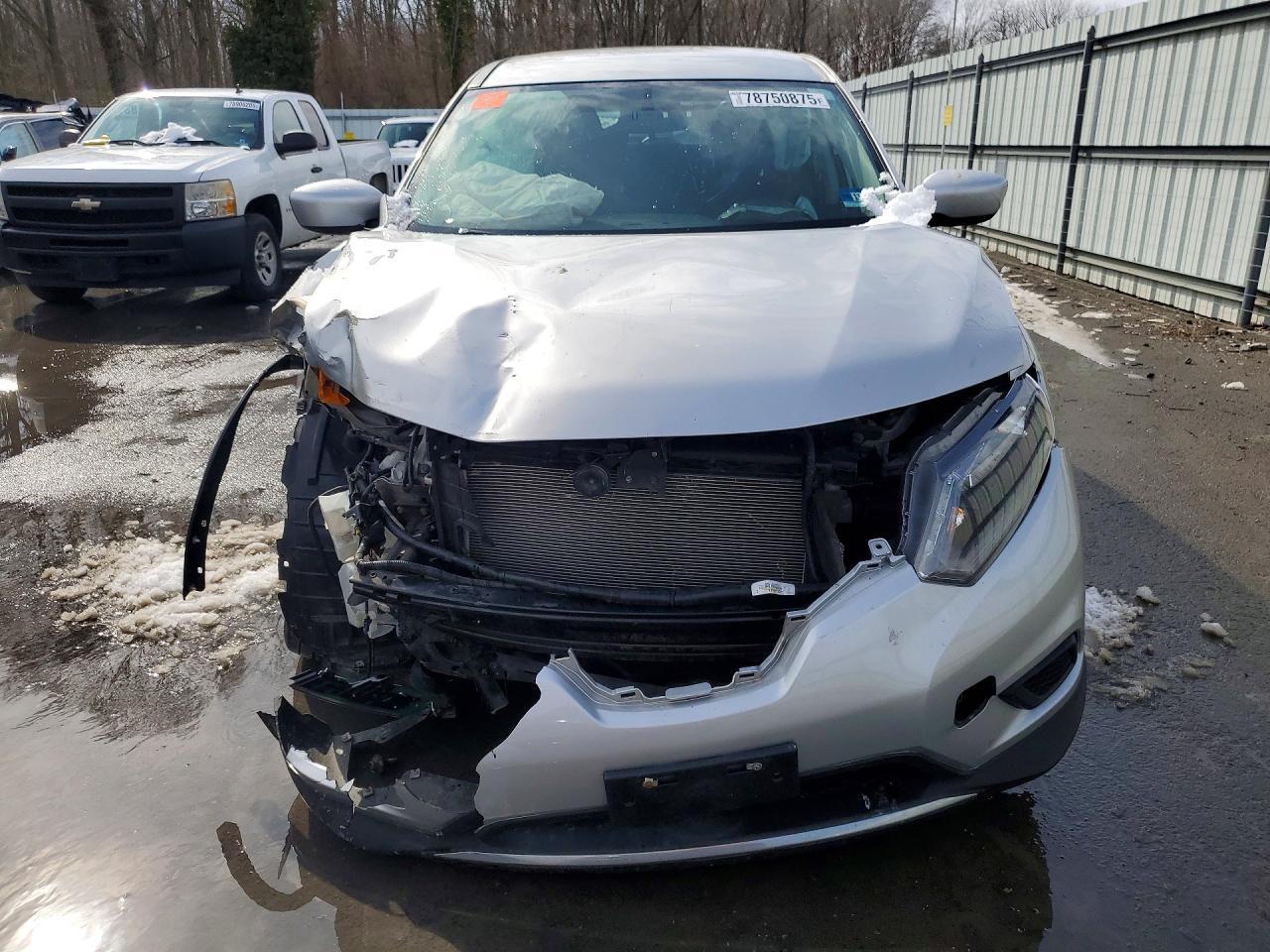 2016 Nissan Rogue S - zdjęcie 5