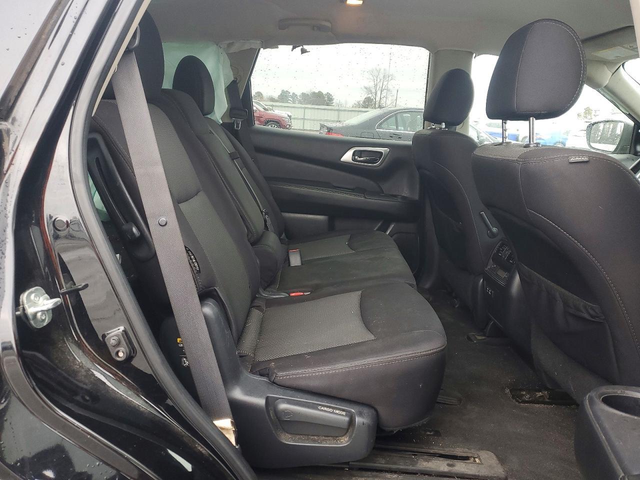 2020 Nissan Pathfinder Sv - zdjęcie 11