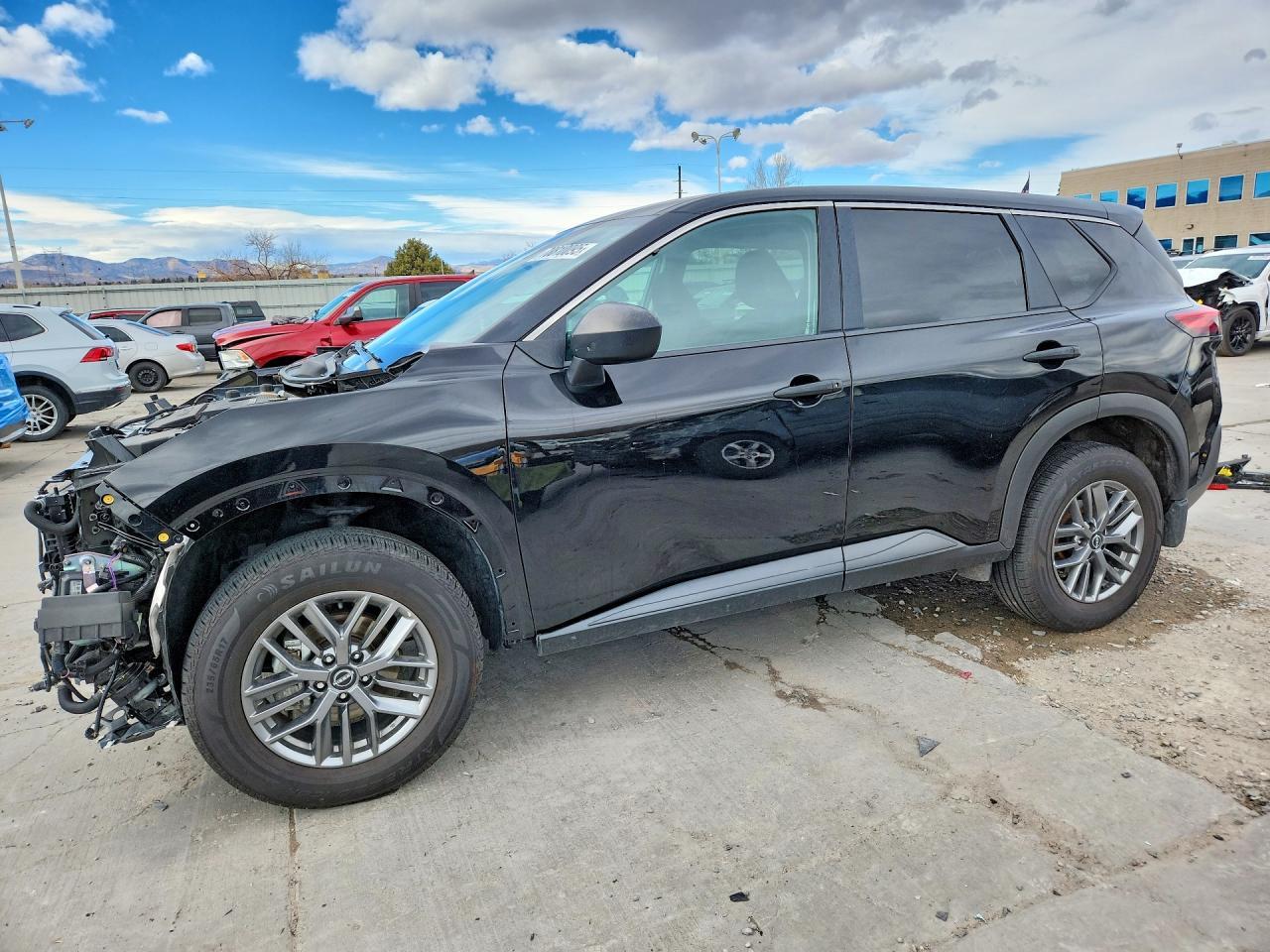 2023 Nissan Rogue S - zdjęcie główne