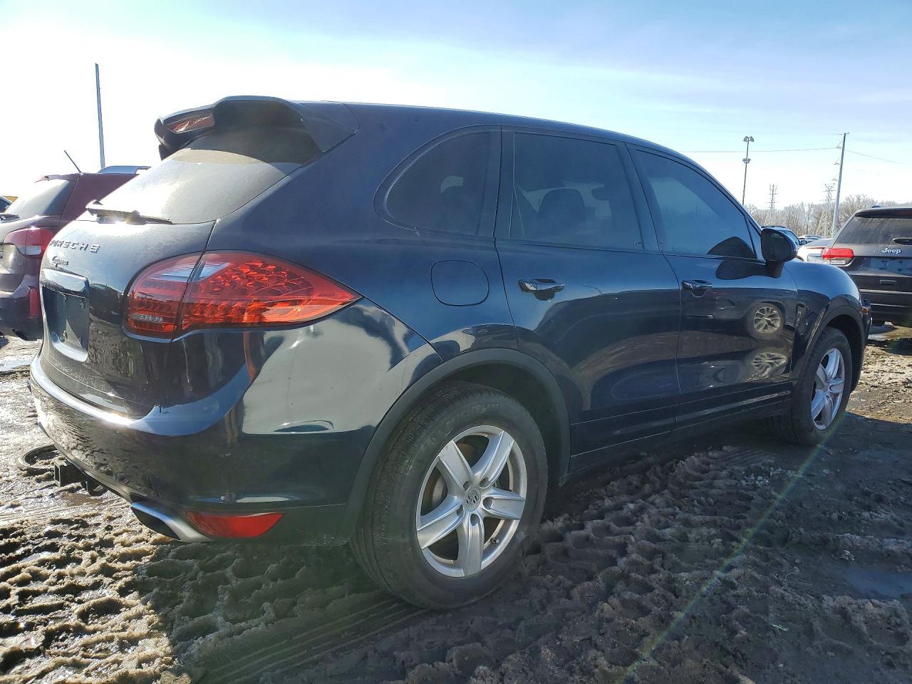 2013 Porsche Cayenne - zdjęcie 3