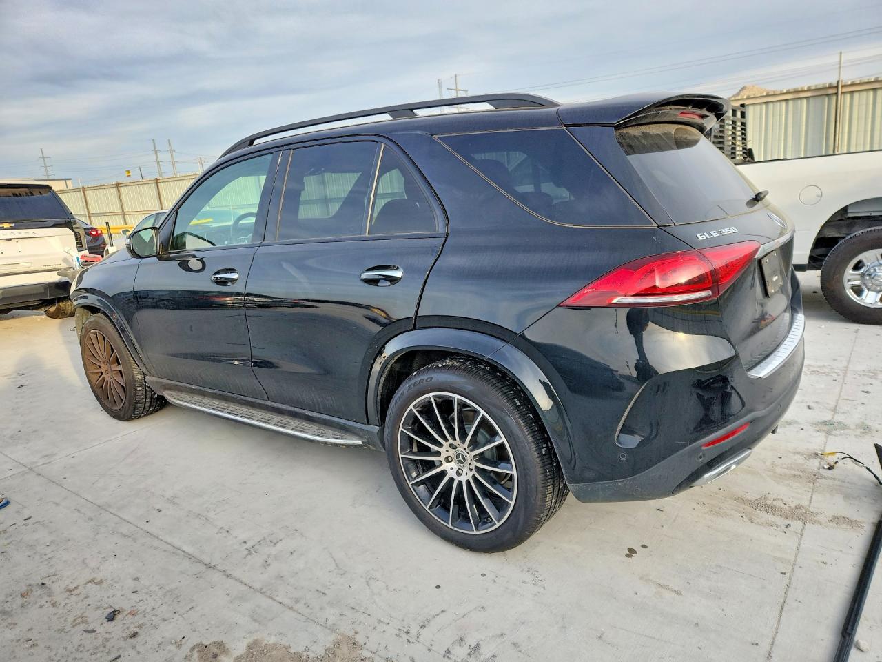 2022 Mercedes-Benz Gle 350 - zdjęcie 2