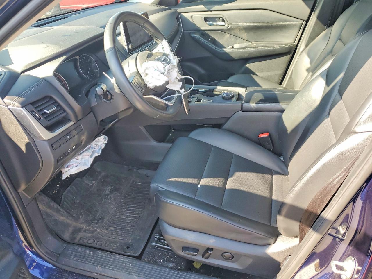 2024 Nissan Rogue Sv - zdjęcie 7