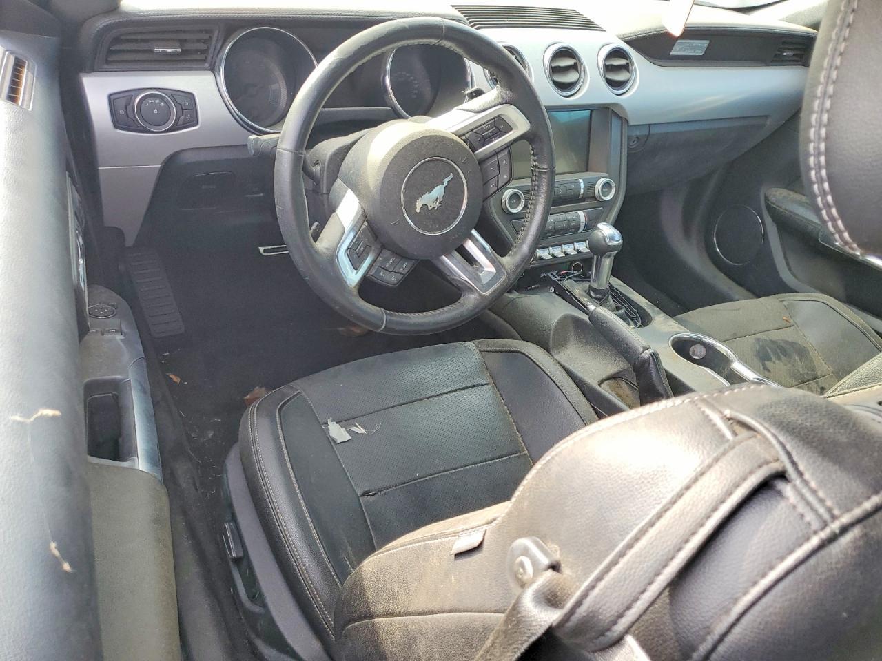 2016 Ford Mustang - zdjęcie 8