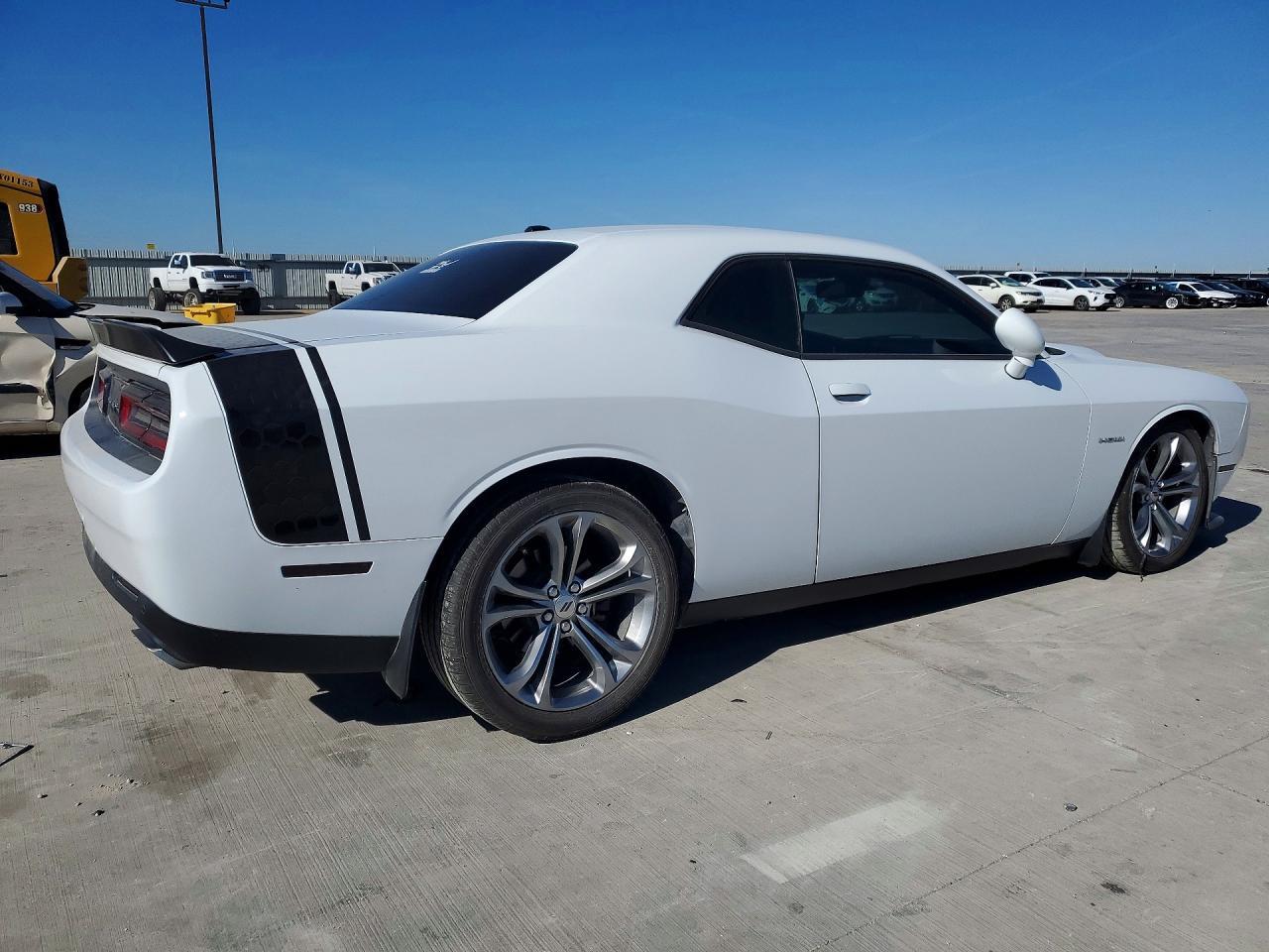 2020 Dodge Challenger R/T - zdjęcie 3