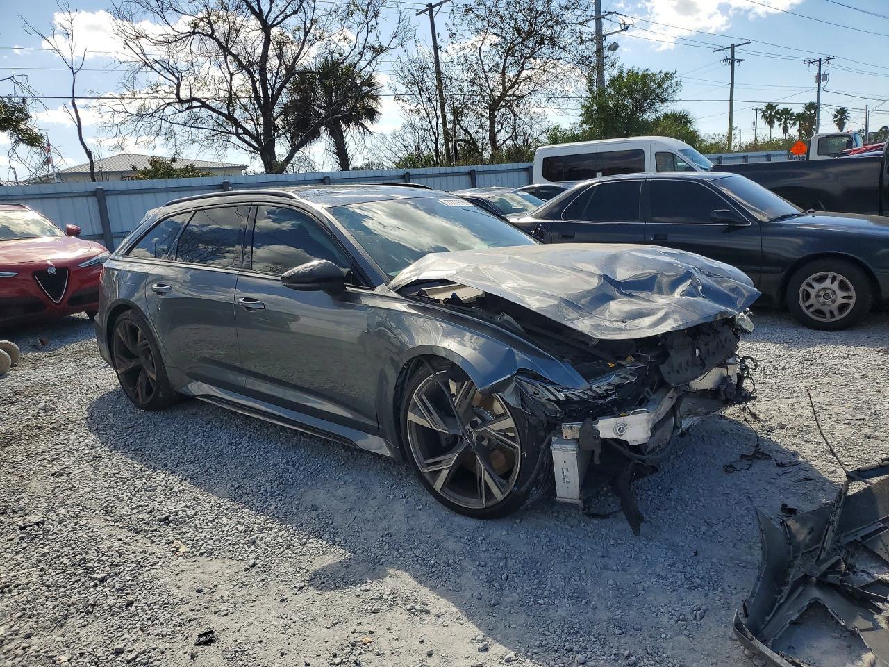 2021 Audi Rs6 - zdjęcie 4