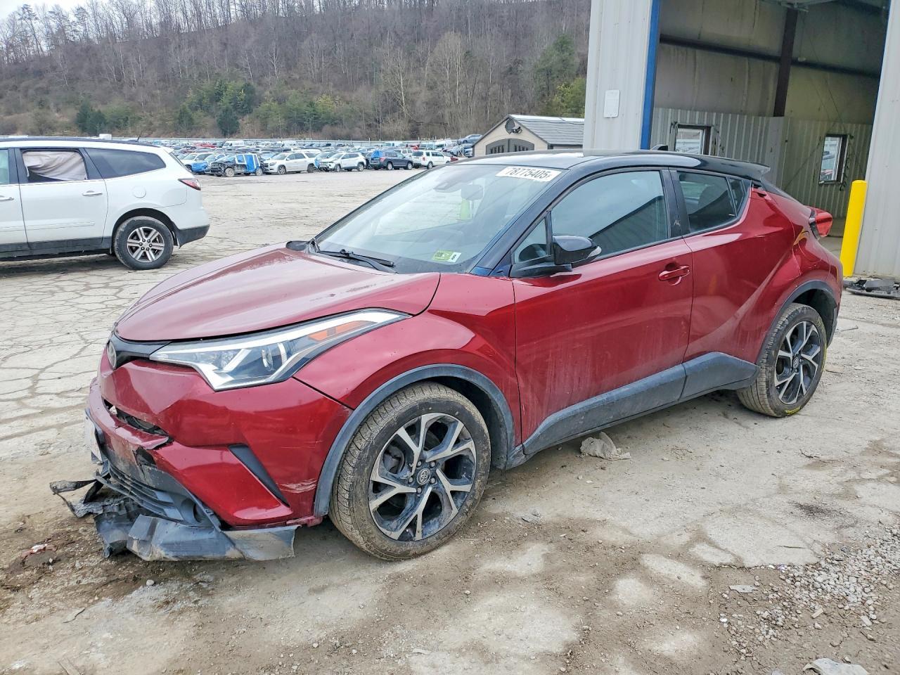 2019 Toyota C-Hr Xle - zdjęcie główne