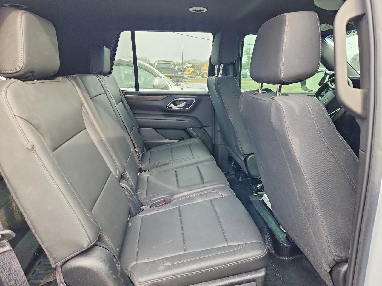 2022 Chevrolet Tahoe C1500 - zdjęcie 10