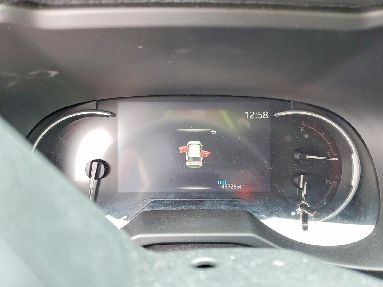 2023 Toyota Rav4 Le - zdjęcie 9