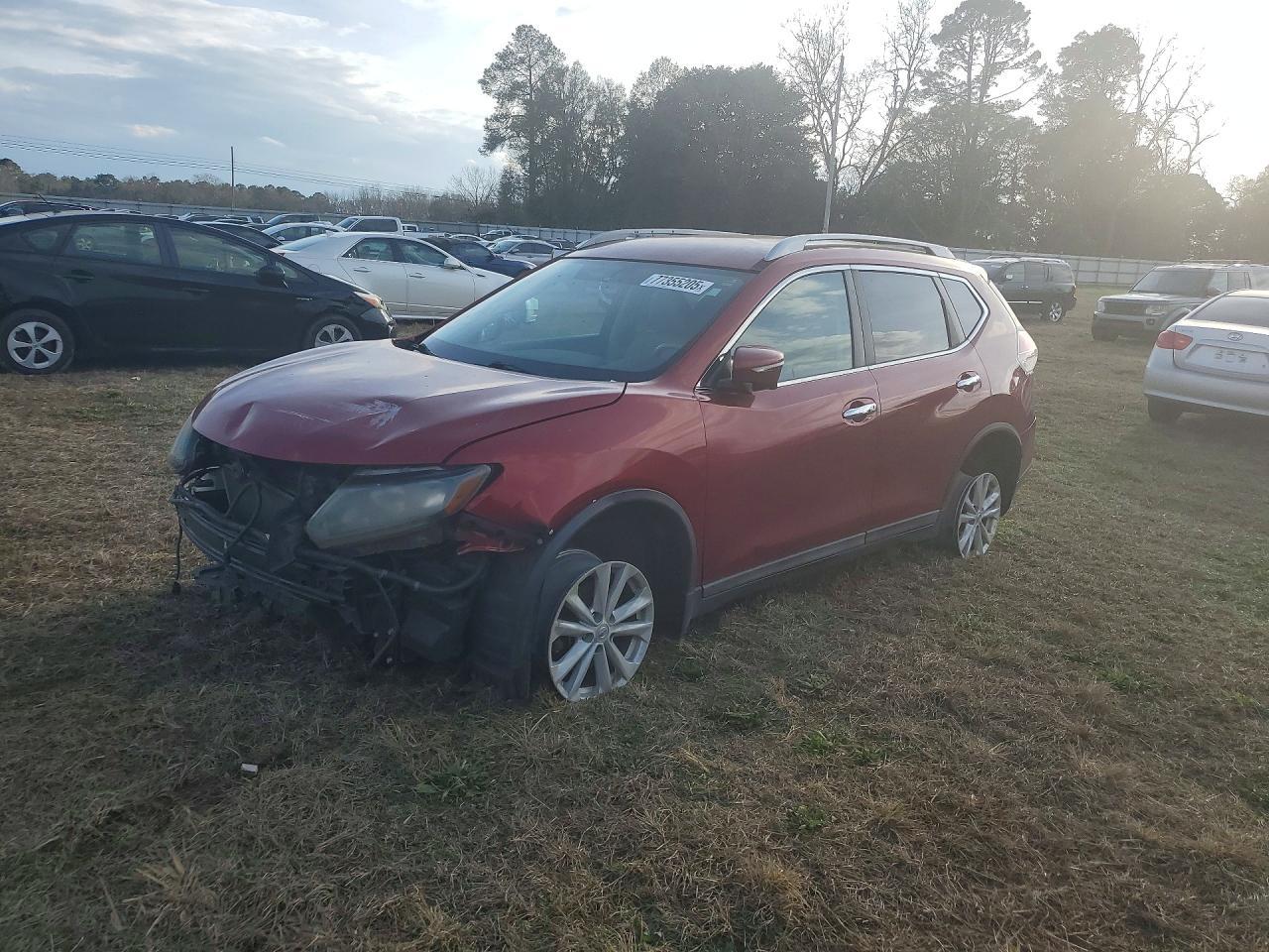 2015 Nissan Rogue - zdjęcie główne