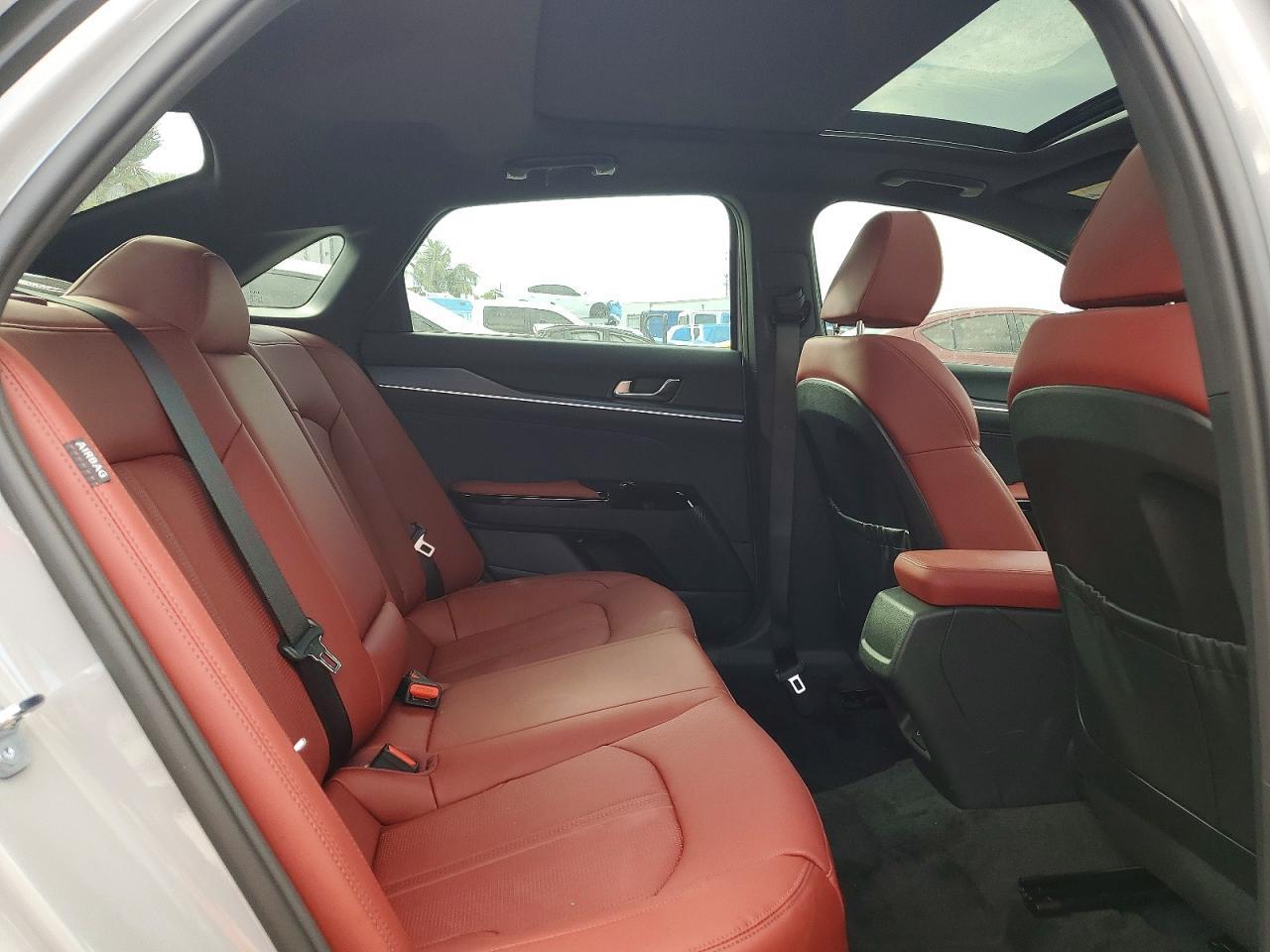 2026 Kia K5 Gt Line - zdjęcie 10