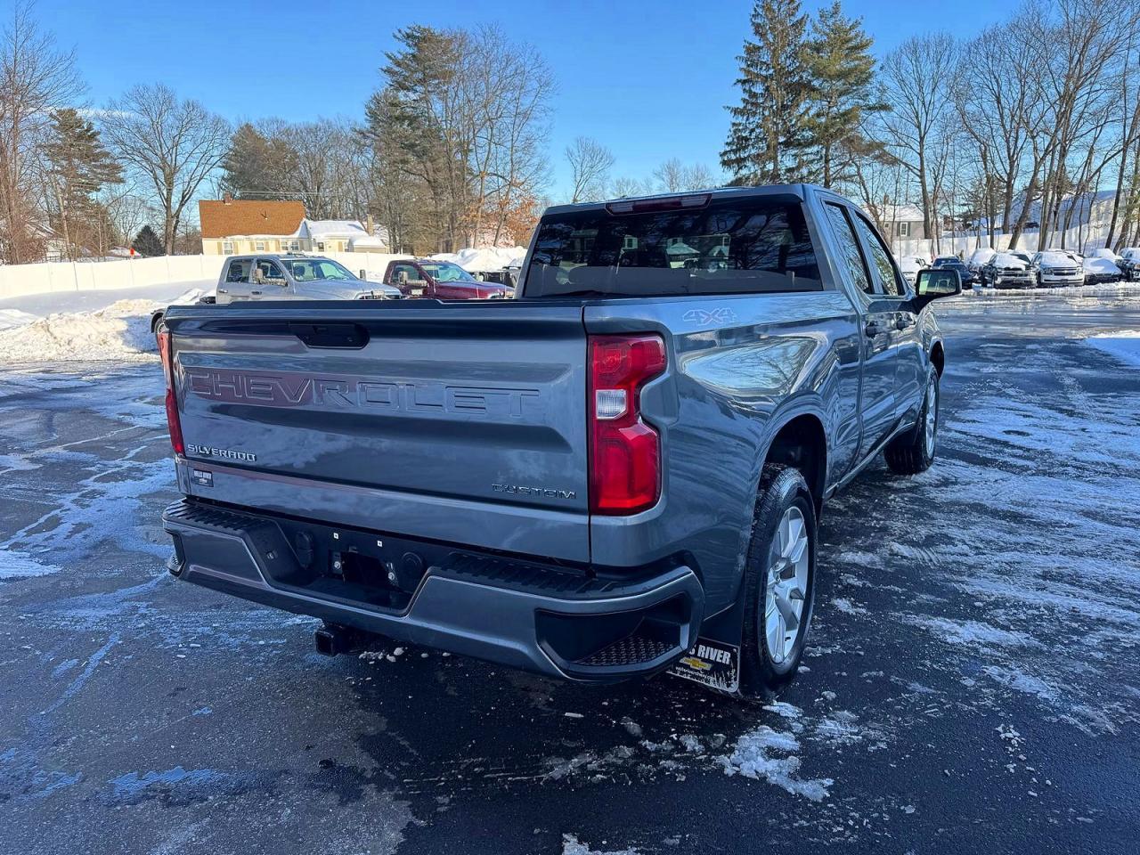 2021 Chevrolet Silverado K1500 Custom - zdjęcie 3