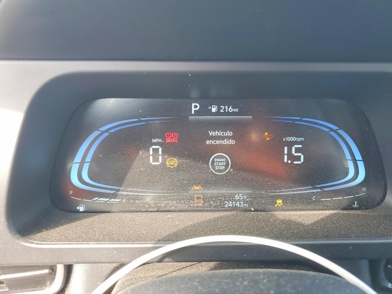 2025 Hyundai Elantra Sel Sport - zdjęcie 9
