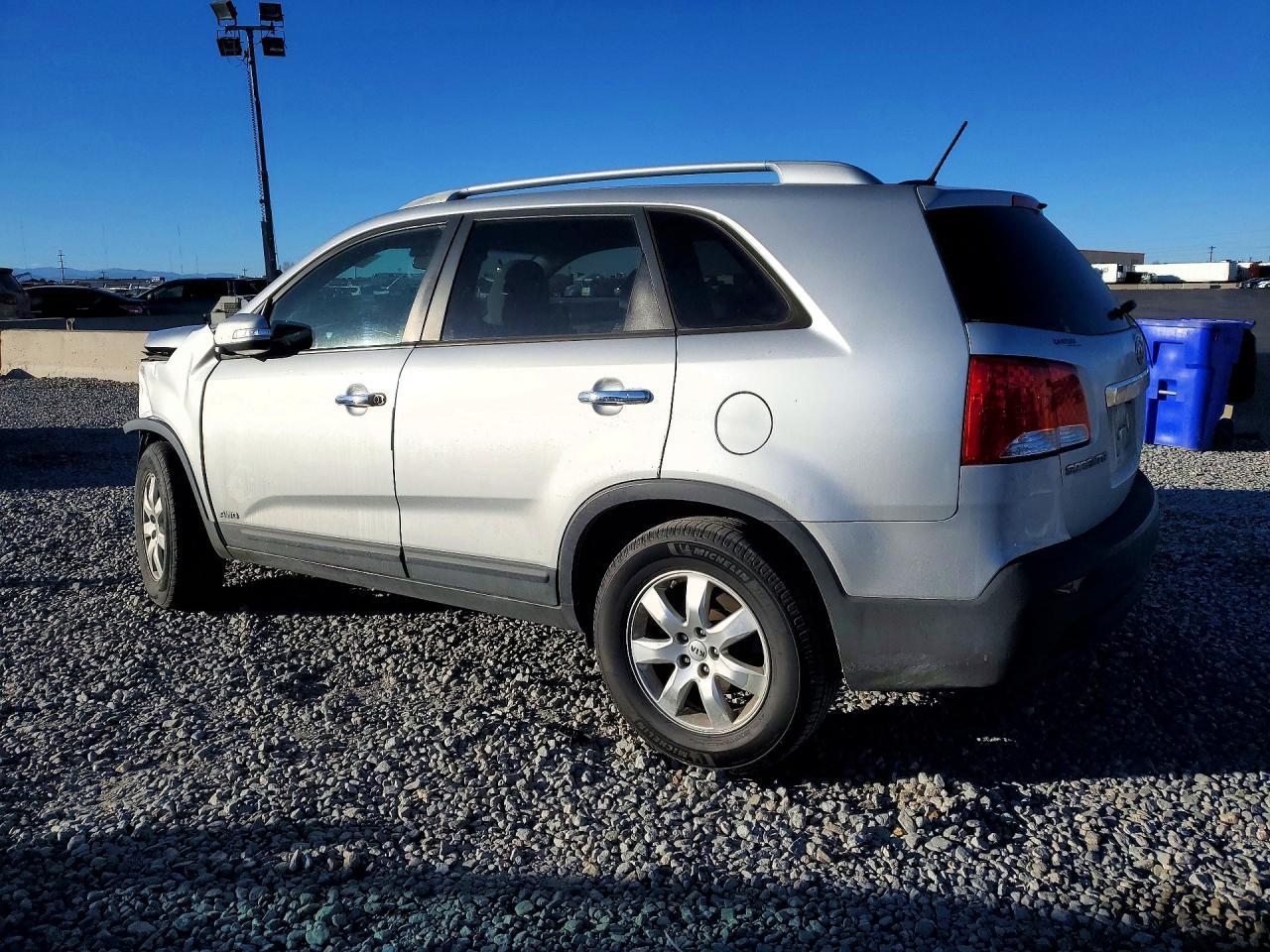 2013 Kia Sorento Lx - zdjęcie 2