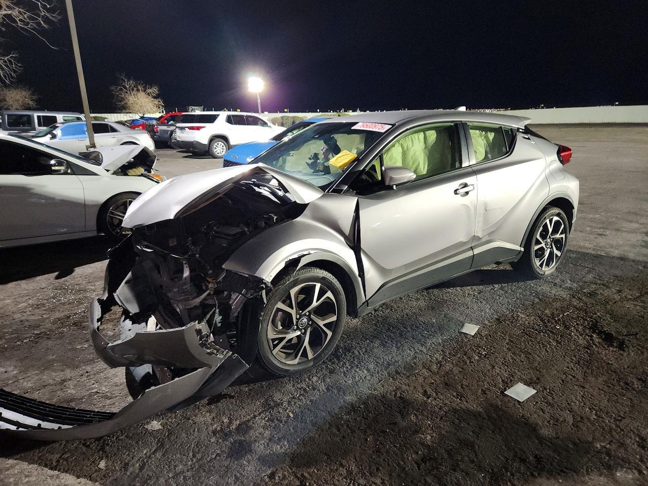 2019 Toyota C-Hr Xle - zdjęcie główne