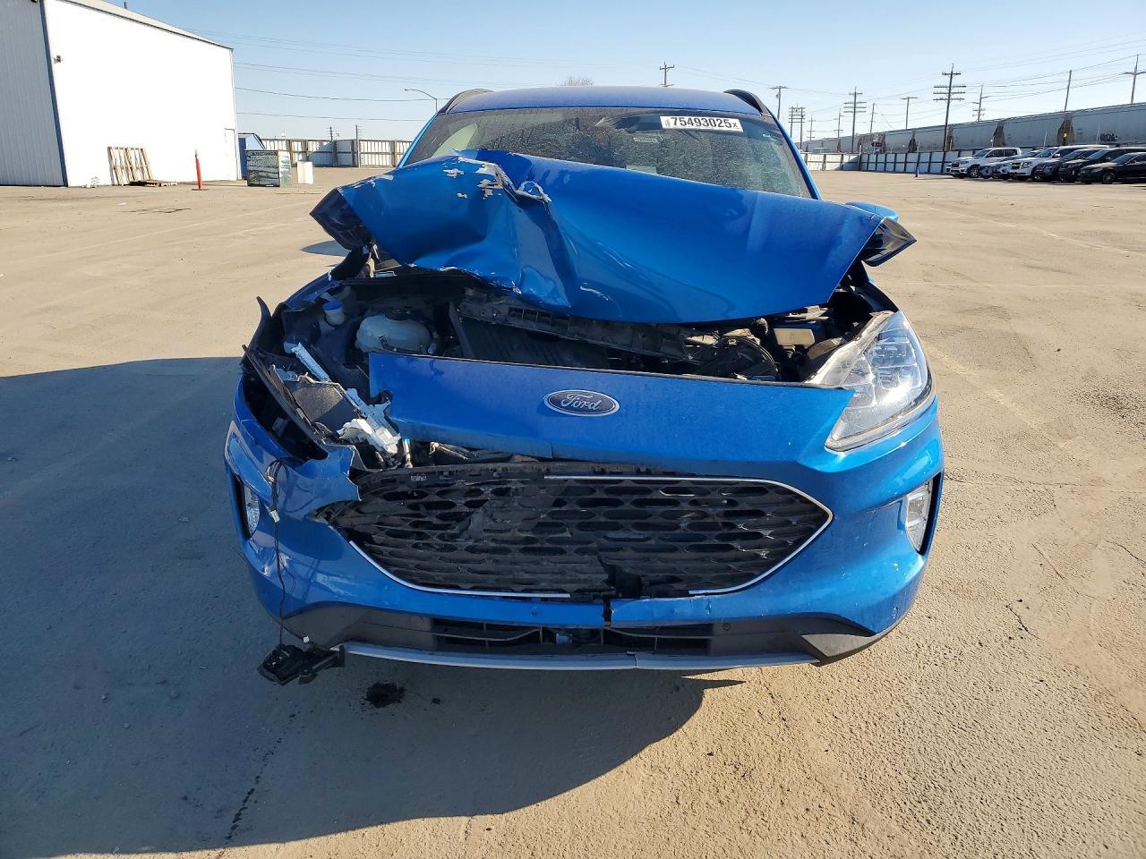 2020 Ford Escape Titanium - zdjęcie 5