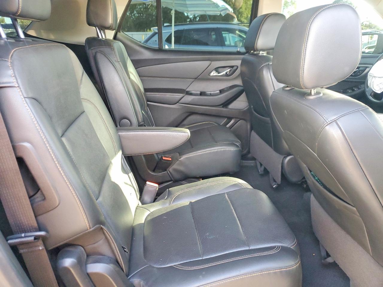 2019 Chevrolet Traverse Premier - zdjęcie 11