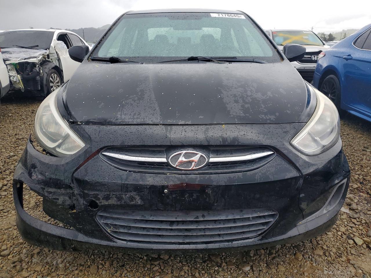 2016 Hyundai Accent Se - zdjęcie 5