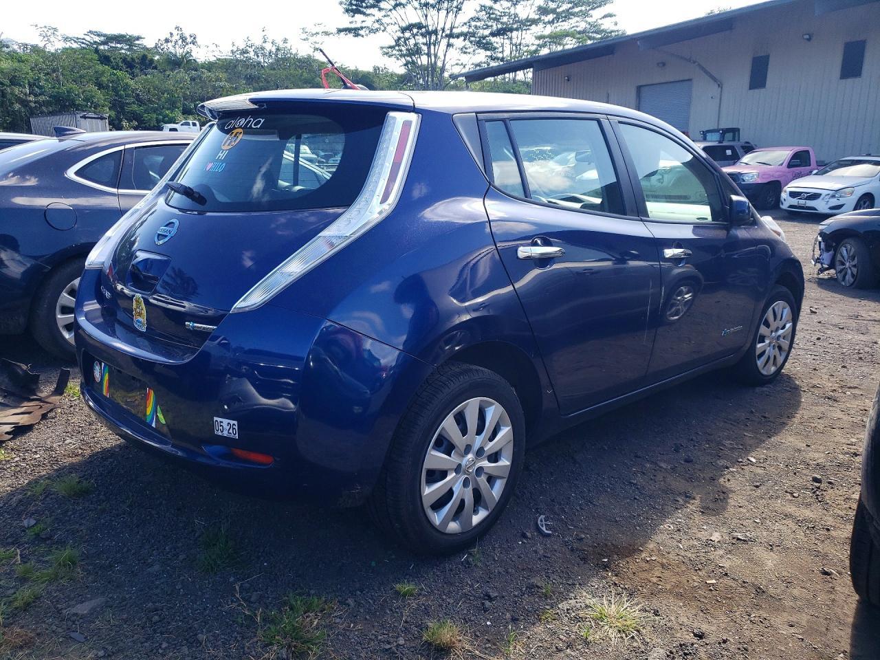 2016 Nissan Leaf S - zdjęcie 3