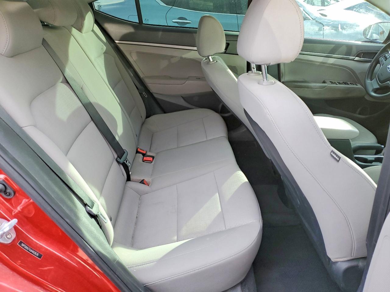 2018 Hyundai Elantra Sel - zdjęcie 10