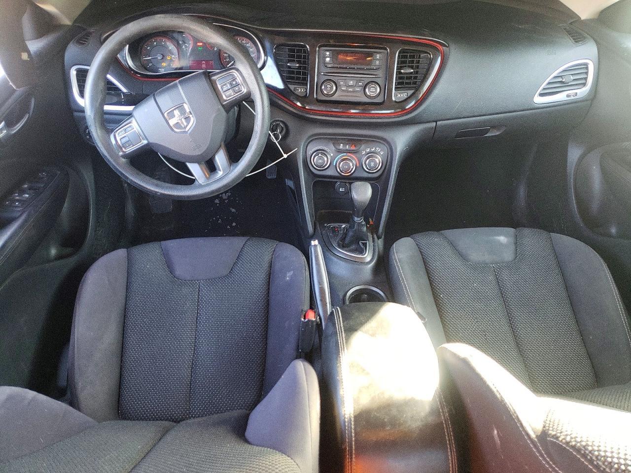 2016 Dodge Dart Sxt - zdjęcie 8