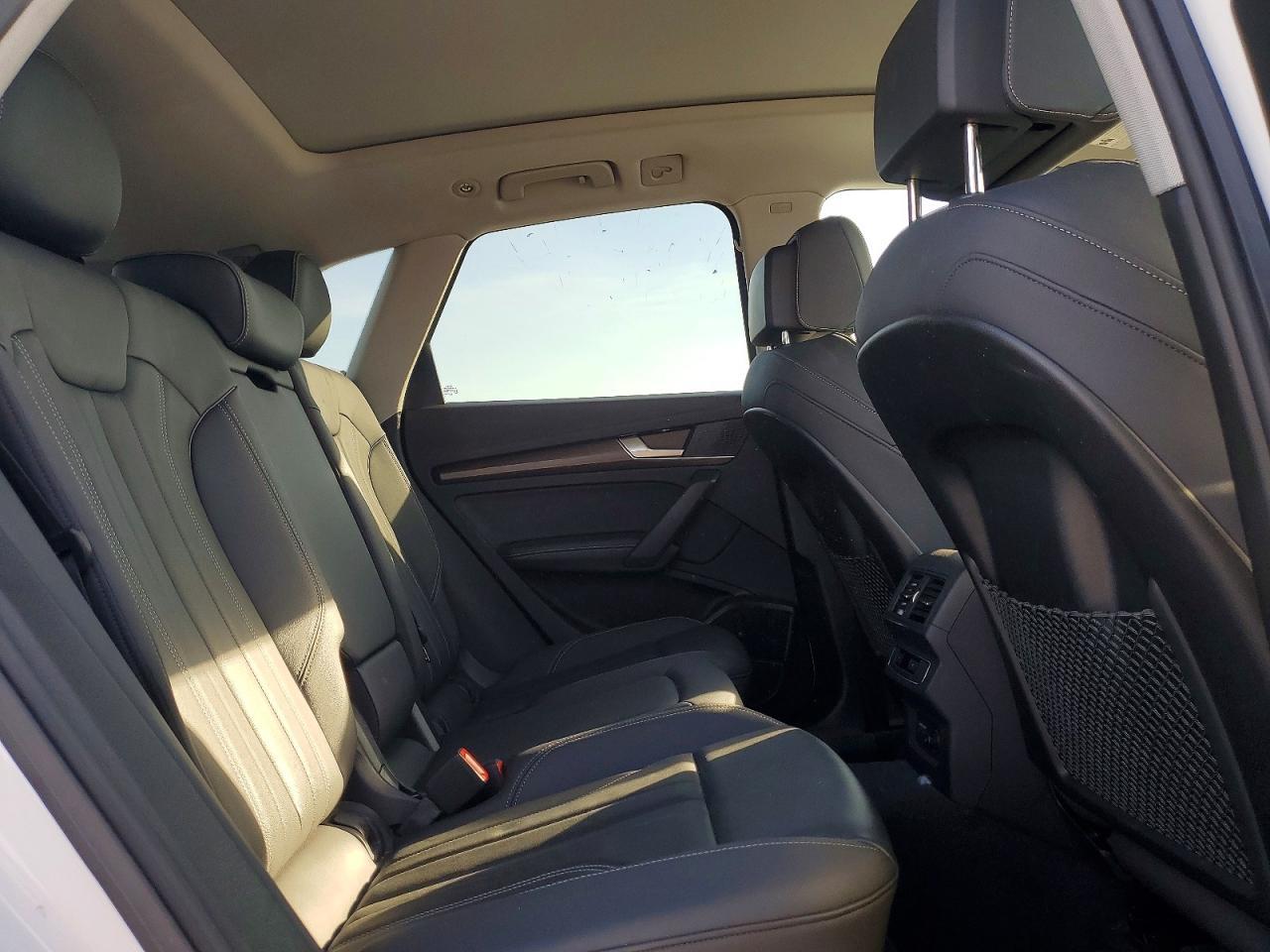 2024 Audi Q5 Premium Plus 45 - zdjęcie 11