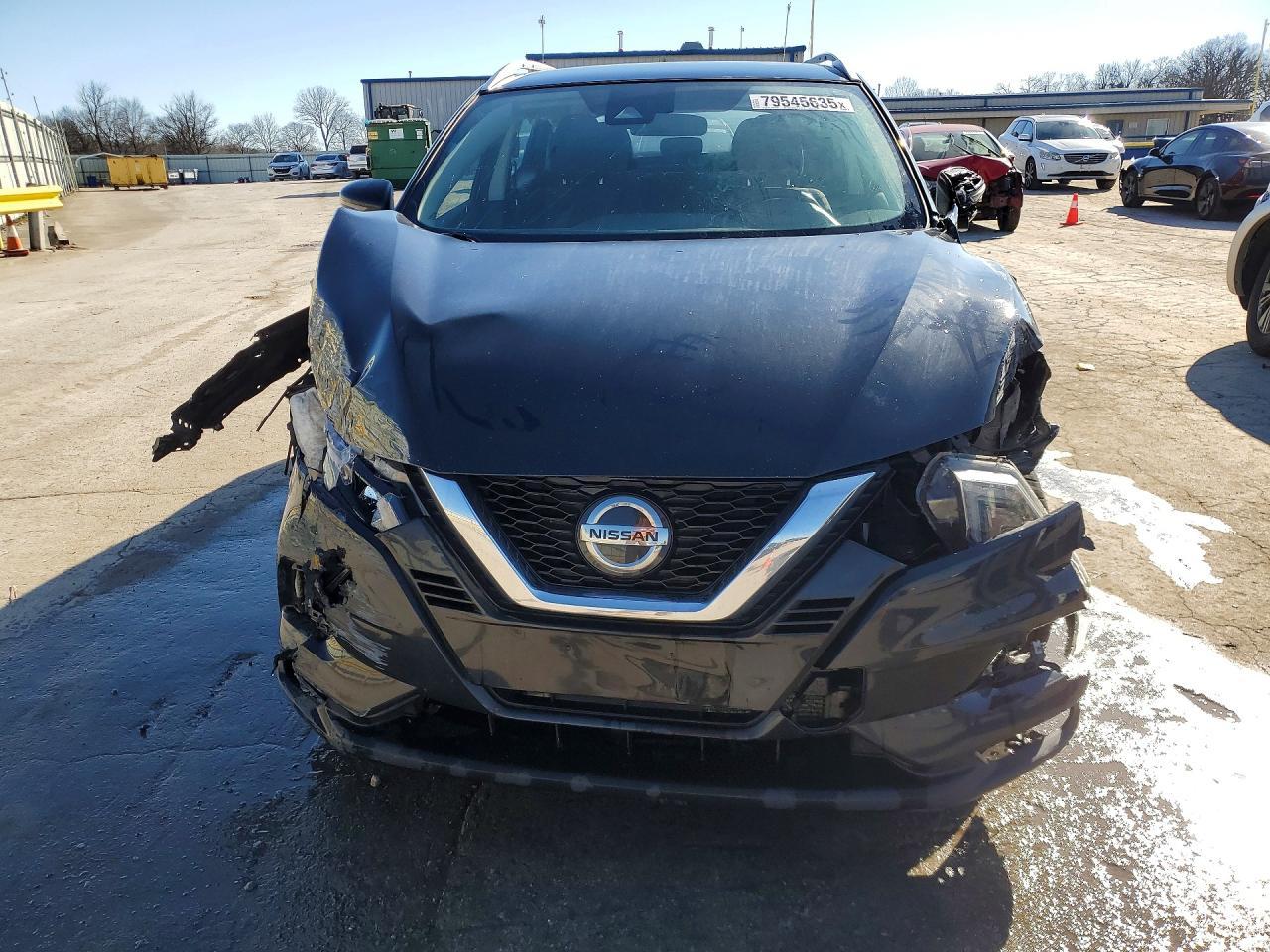 2022 Nissan Rogue Sport Sv - zdjęcie 5