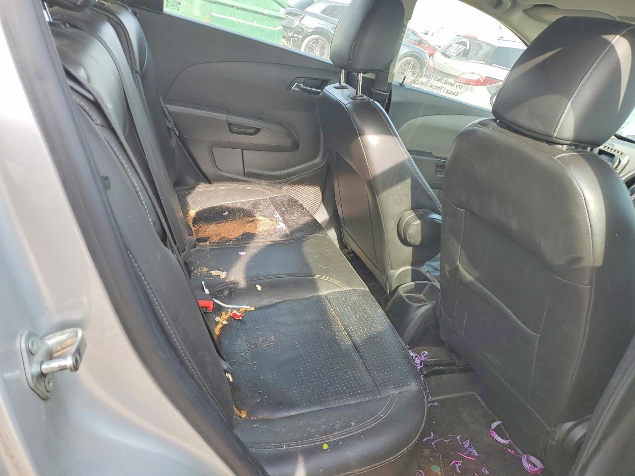 2015 Chevrolet Sonic Ltz - zdjęcie 10